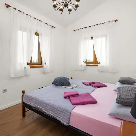 Holiday home Gorgeous In With Wifi *