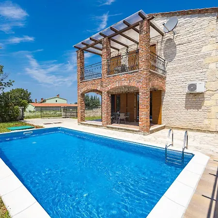Holiday home Gorgeous In With Wifi