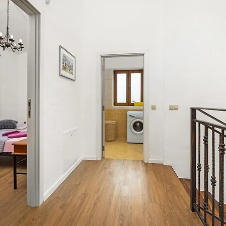 Gorgeous In With Wifi Holiday home